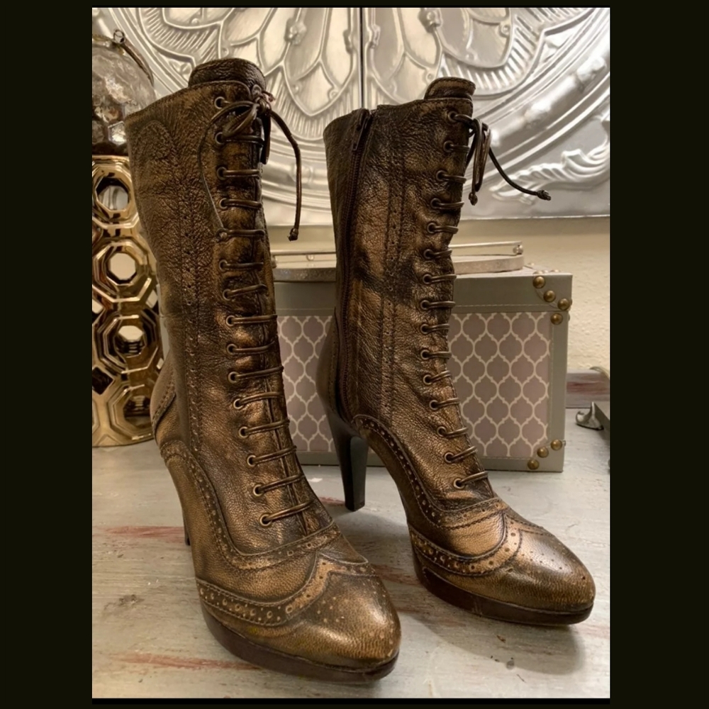 In Search of These Gianni Binni Boots